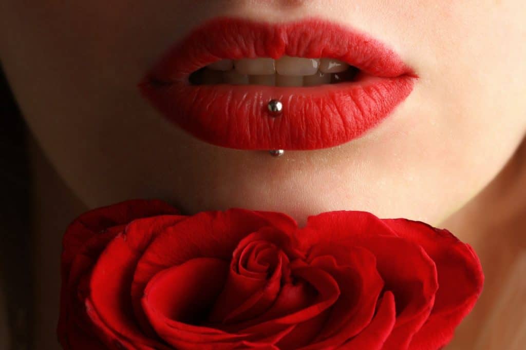 Comment savoir si un piercing au nombril est cicatrisé ? Cyber Journalisme